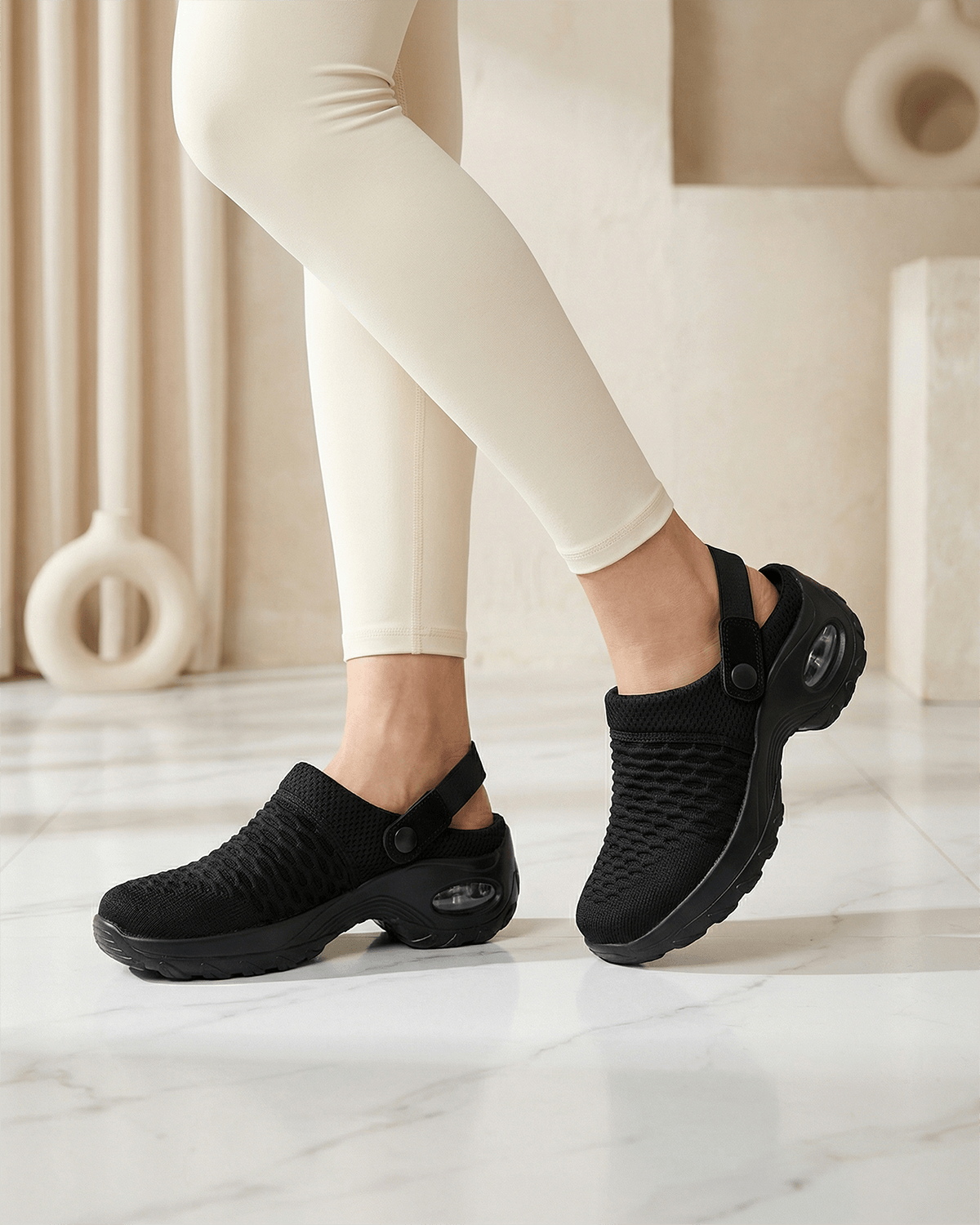 Damen Clogs mit Fersenriemen – Mesh-Optik - Orthopädisch
