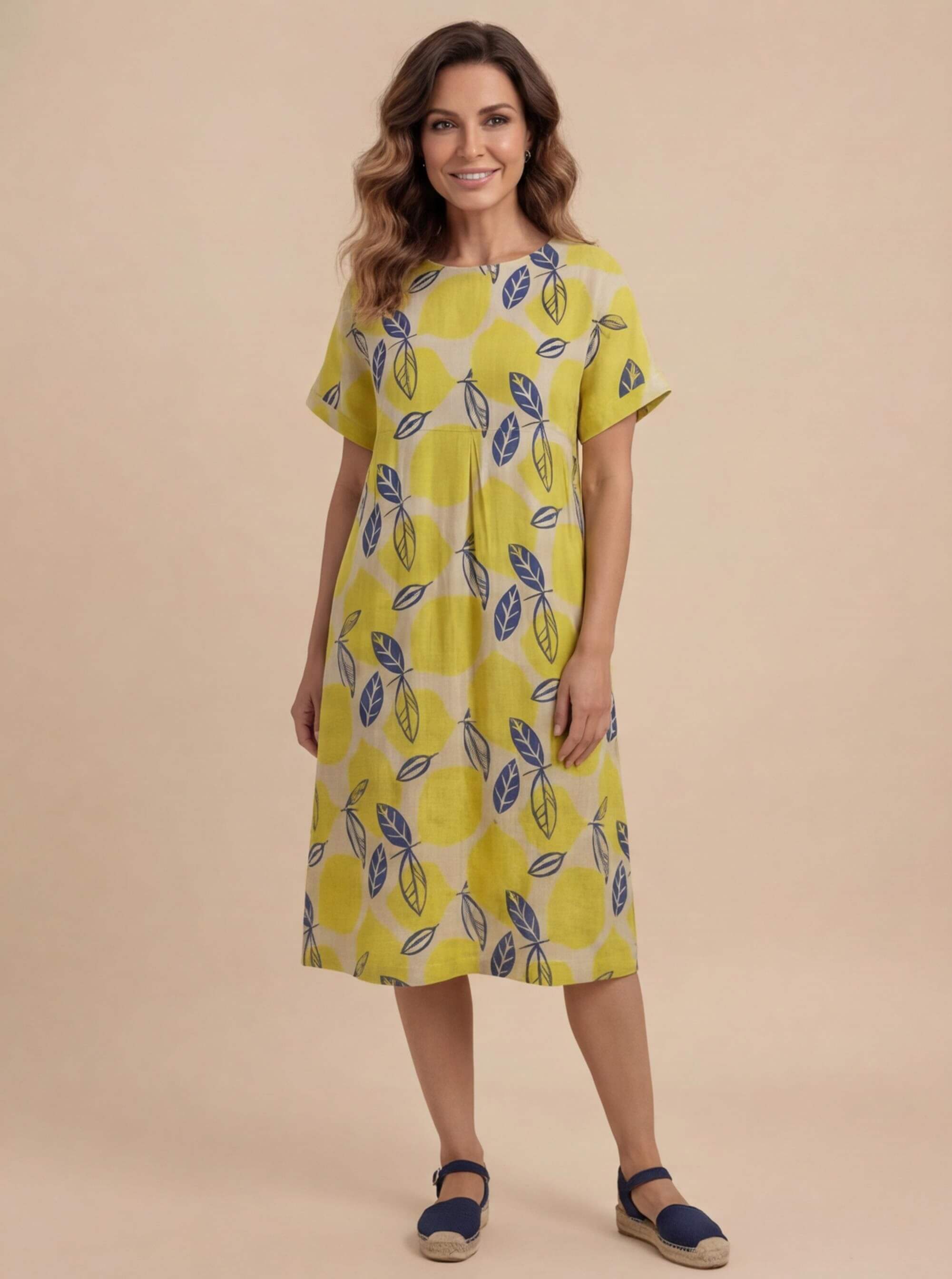 Damen Maxikleid mit Blumenmuster – Locker, Künstlerisch & Mühelos Elegant