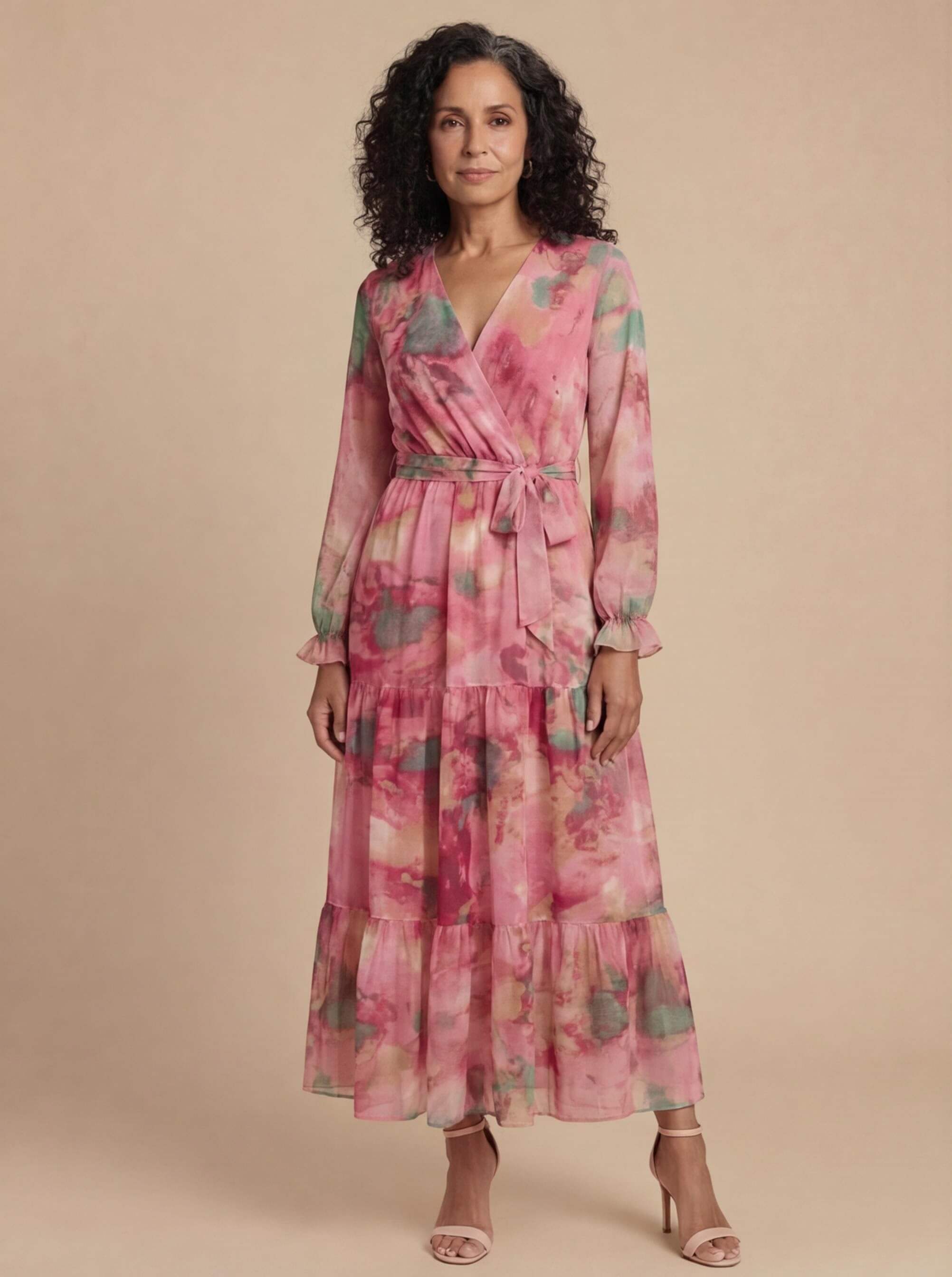 Damen Maxikleid aus Chiffon mit Stufenrock – Fließende Eleganz für Besondere Momente