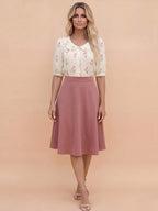 Damenbluse mit Blumenmuster und Bubikragen