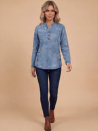 Damen-Langarmtop mit Paisley-Muster und Knopfdetails
