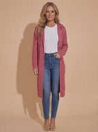 Damen Strickjacke mit Kapuze im Zopfmuster – Lange Wärme & Taschenkomfort