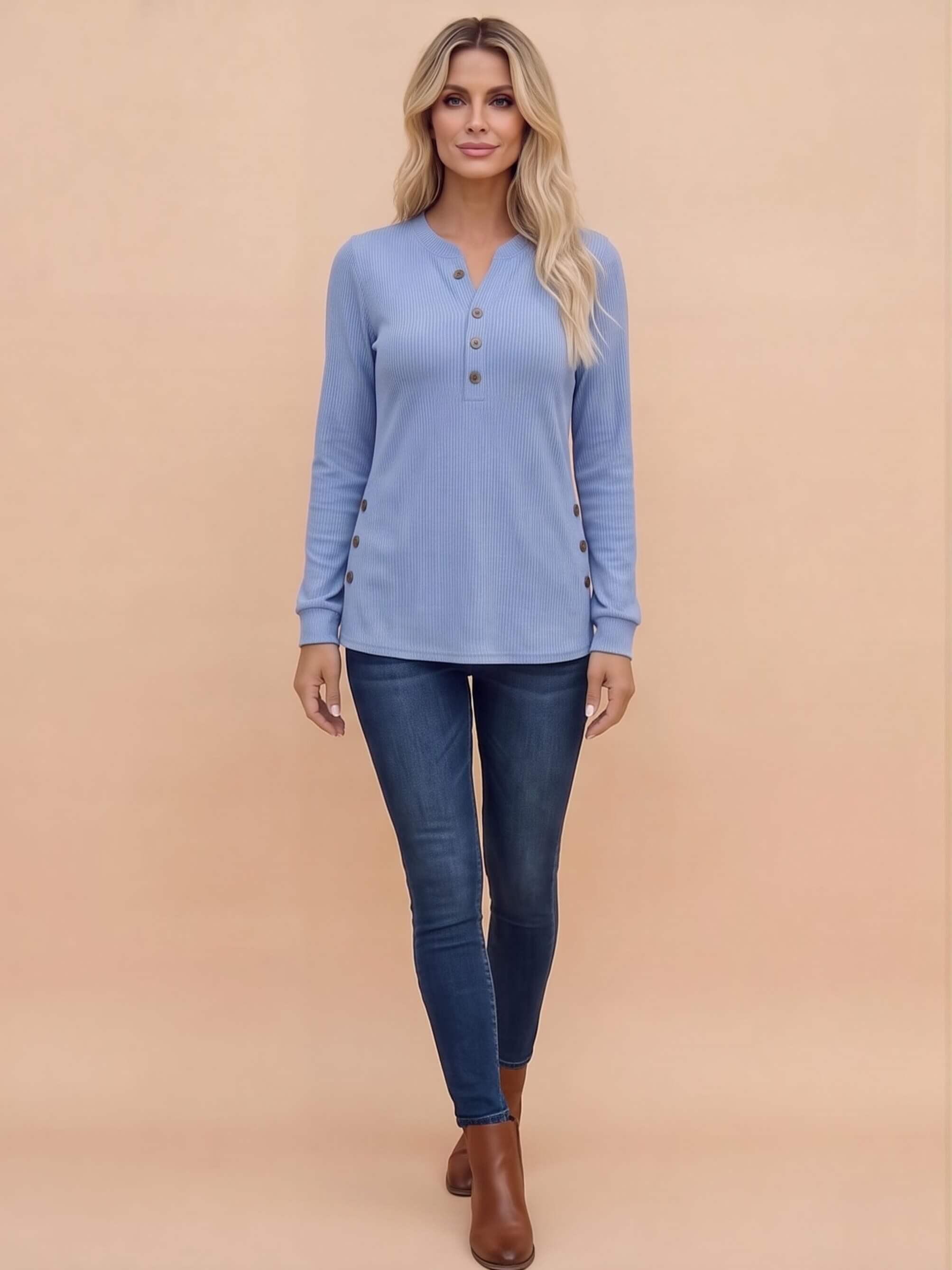Damen-Langarmtop mit Rippstruktur und Knopfdetails