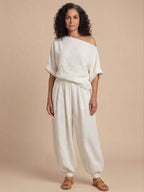Damen-Set mit One-Shoulder-Top und schmal zulaufender Hose