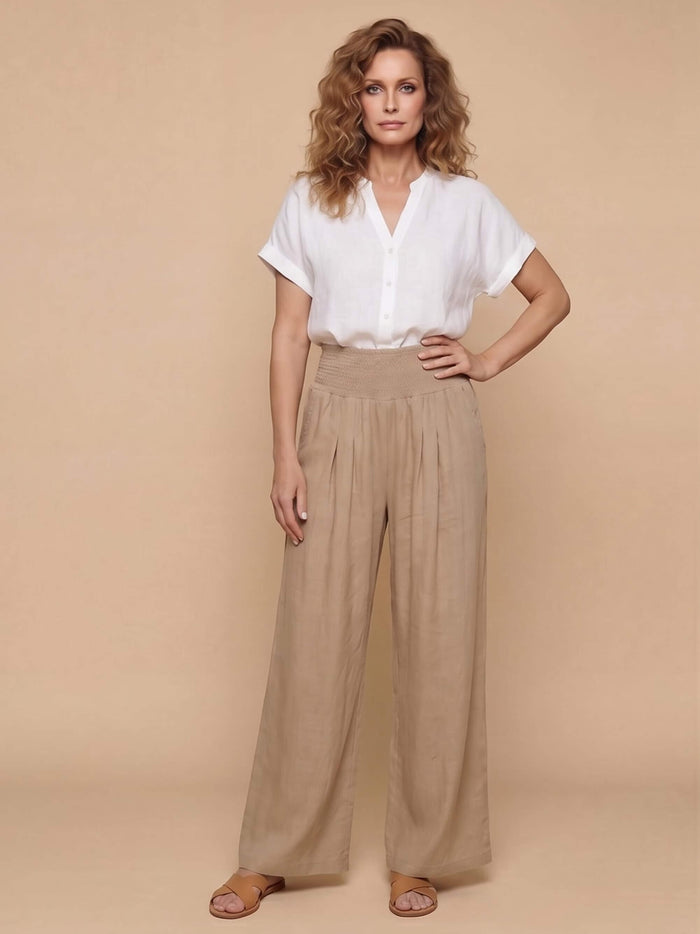 Damenhose mit Smokbund und weitem Bein