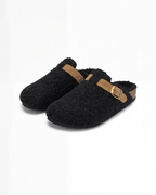 Damen Clogs in Teddy-Optik – mit Schnallenriemen