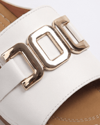 Damen Slides mit Goldketten-Detail