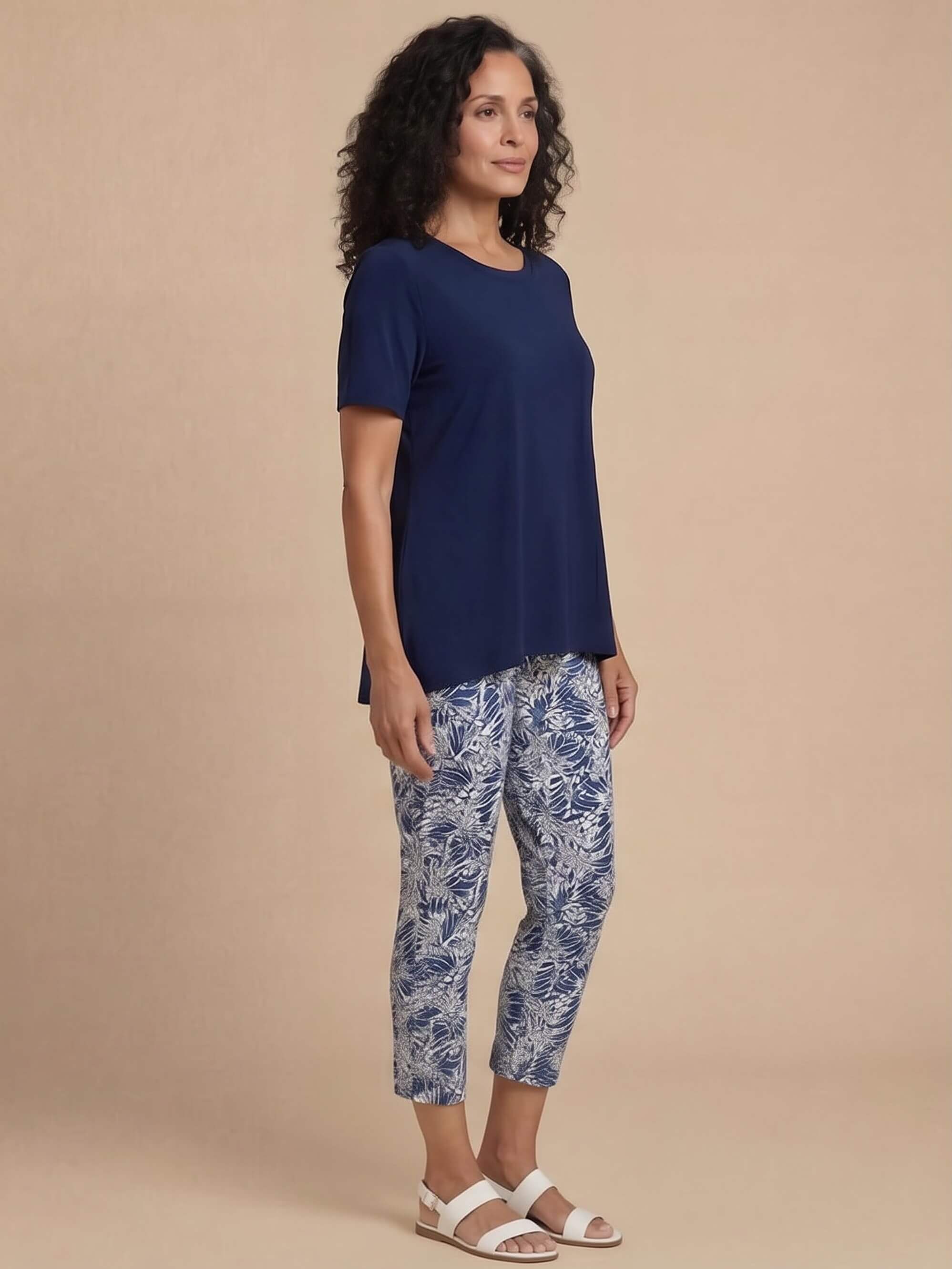 Damen-Set mit Kurzarmtop und gemusterter Hose