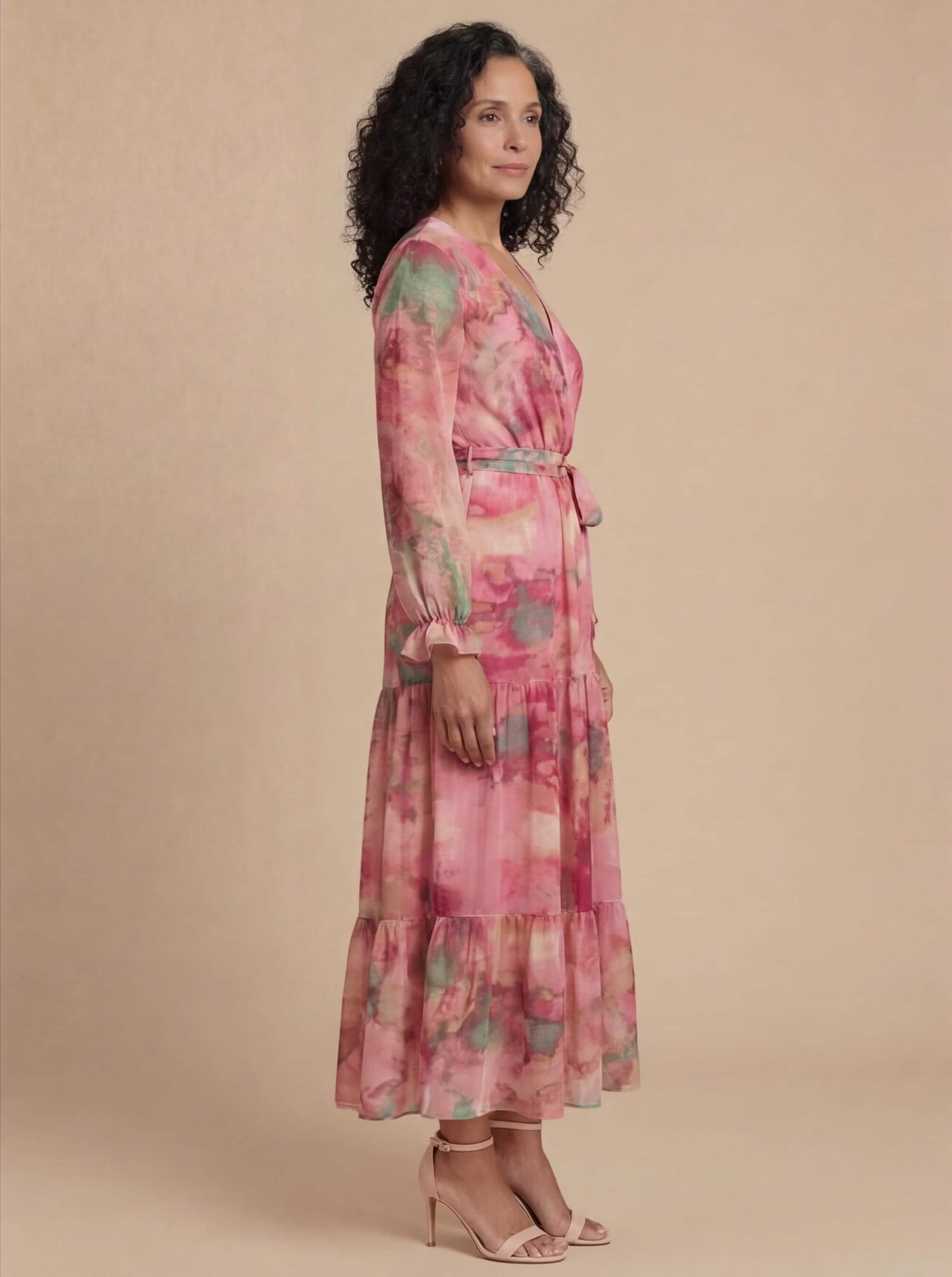 Damen Maxikleid aus Chiffon mit Stufenrock – Fließende Eleganz für Besondere Momente