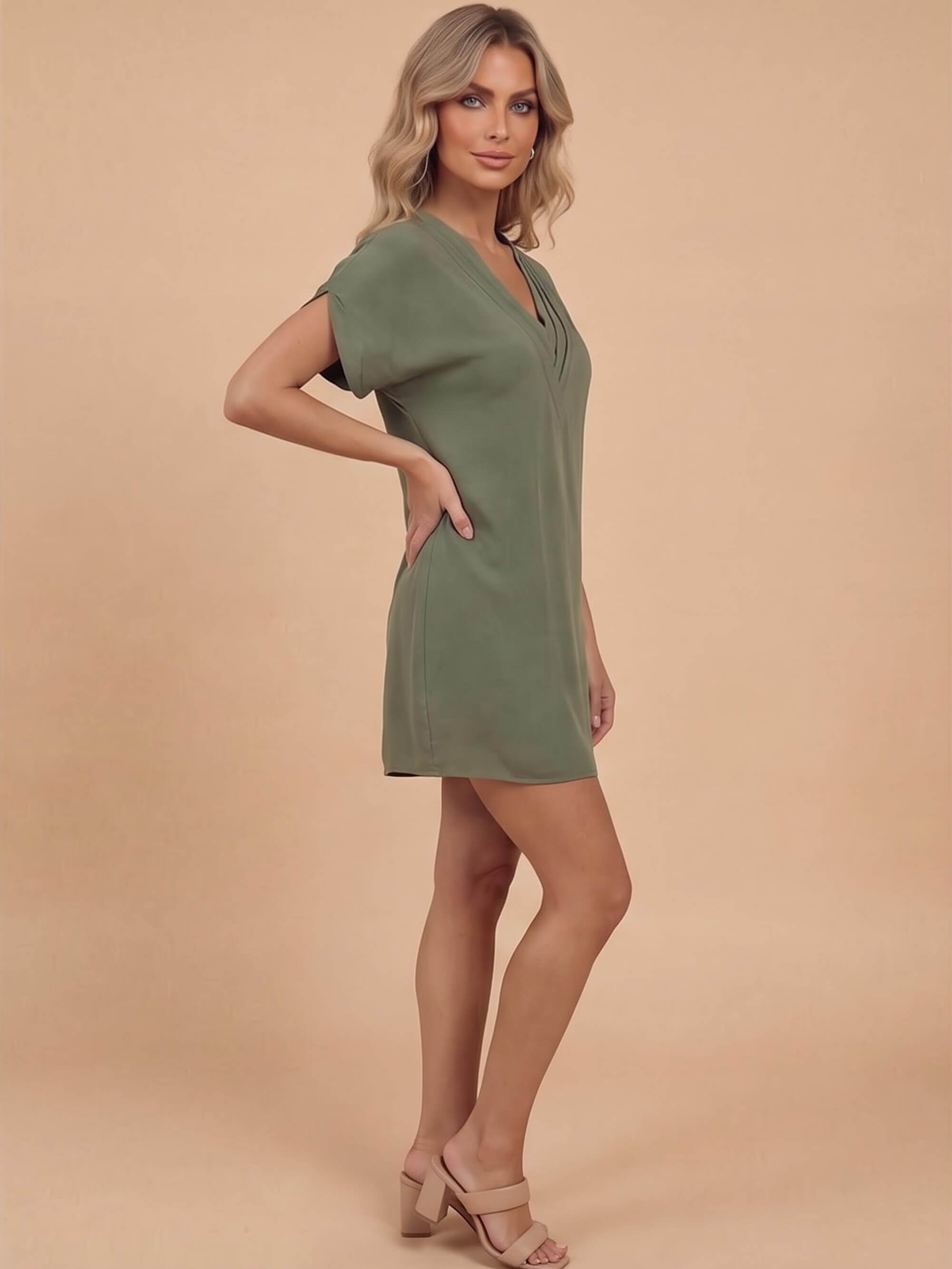 Drapiertes Damen-Minikleid mit V-Ausschnitt