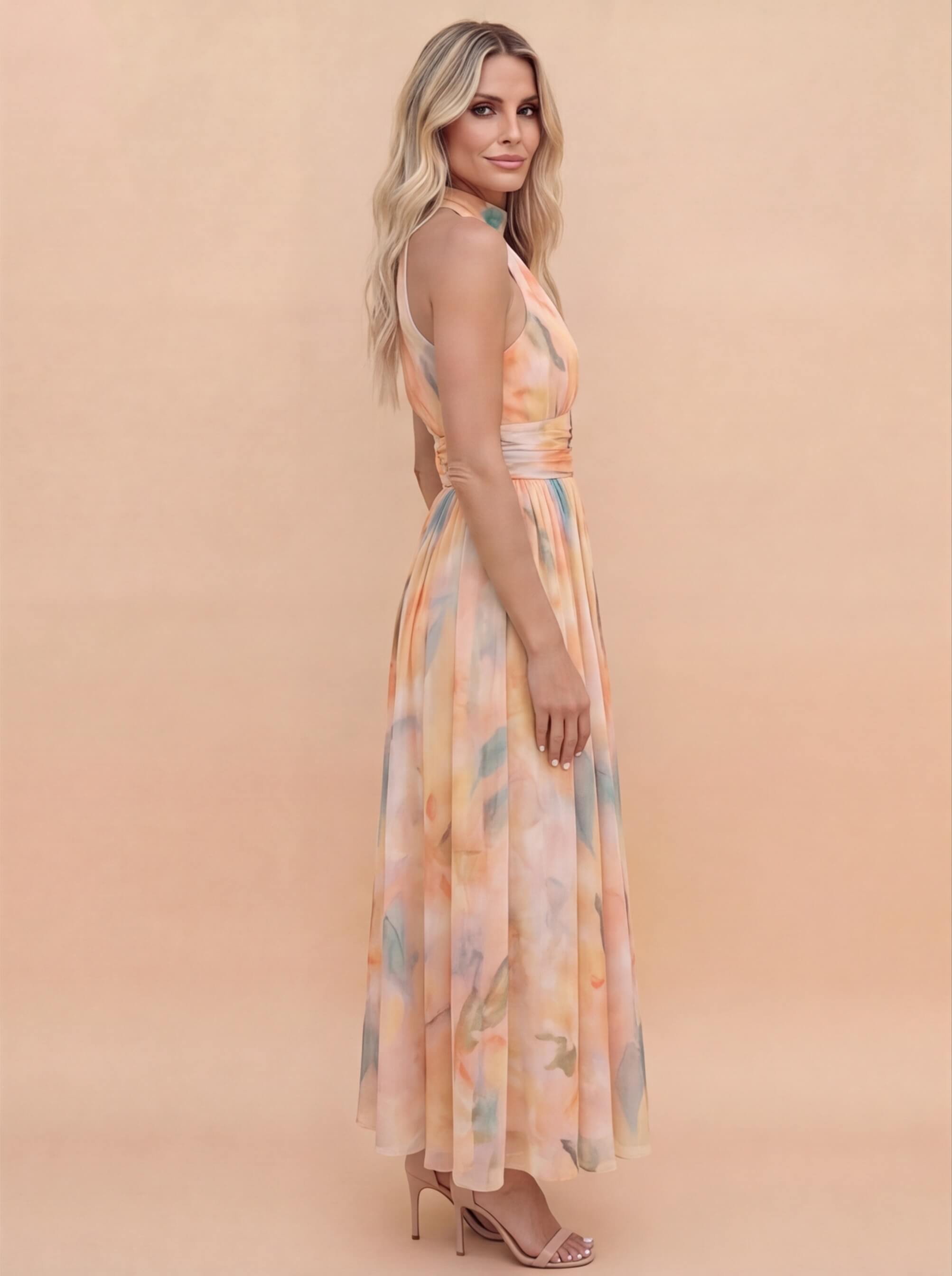 Vestido maxi elegante halter para mujer – Diseño fluido de acuarela