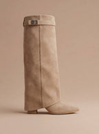 Damen Stiefel – Elegante Kniehohe Wildleder Boots mit Gold-Detail