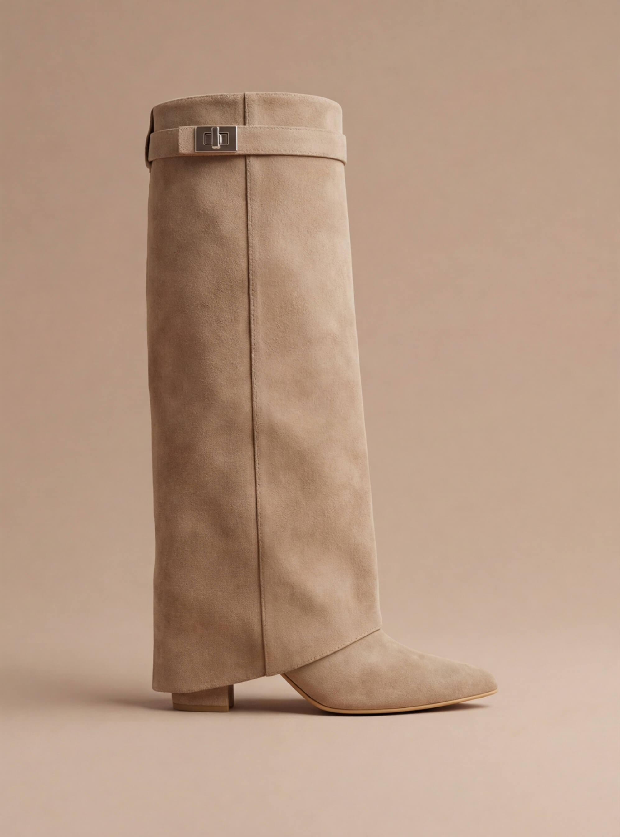 Damen Stiefel – Elegante Kniehohe Wildleder Boots mit Gold-Detail