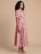 Damen-Maxi-Hemdkleid mit Gürtel und Puffärmeln