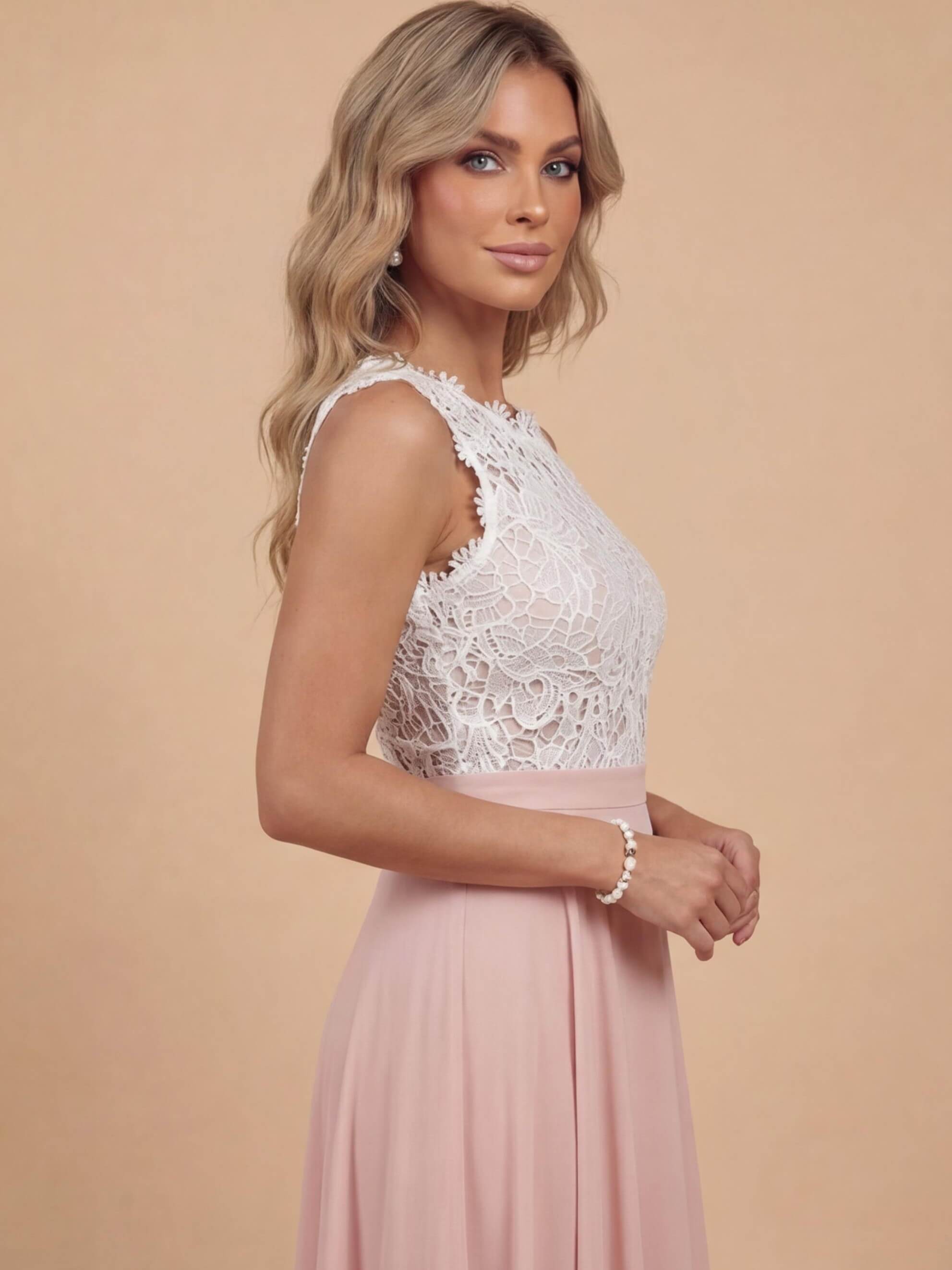 Ärmelloses Damen Maxi-Kleid mit Spitzenoberteil und Chiffonrock