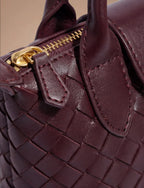 Damen Handtasche – Geflochtene Mini-Bag aus Kunstleder