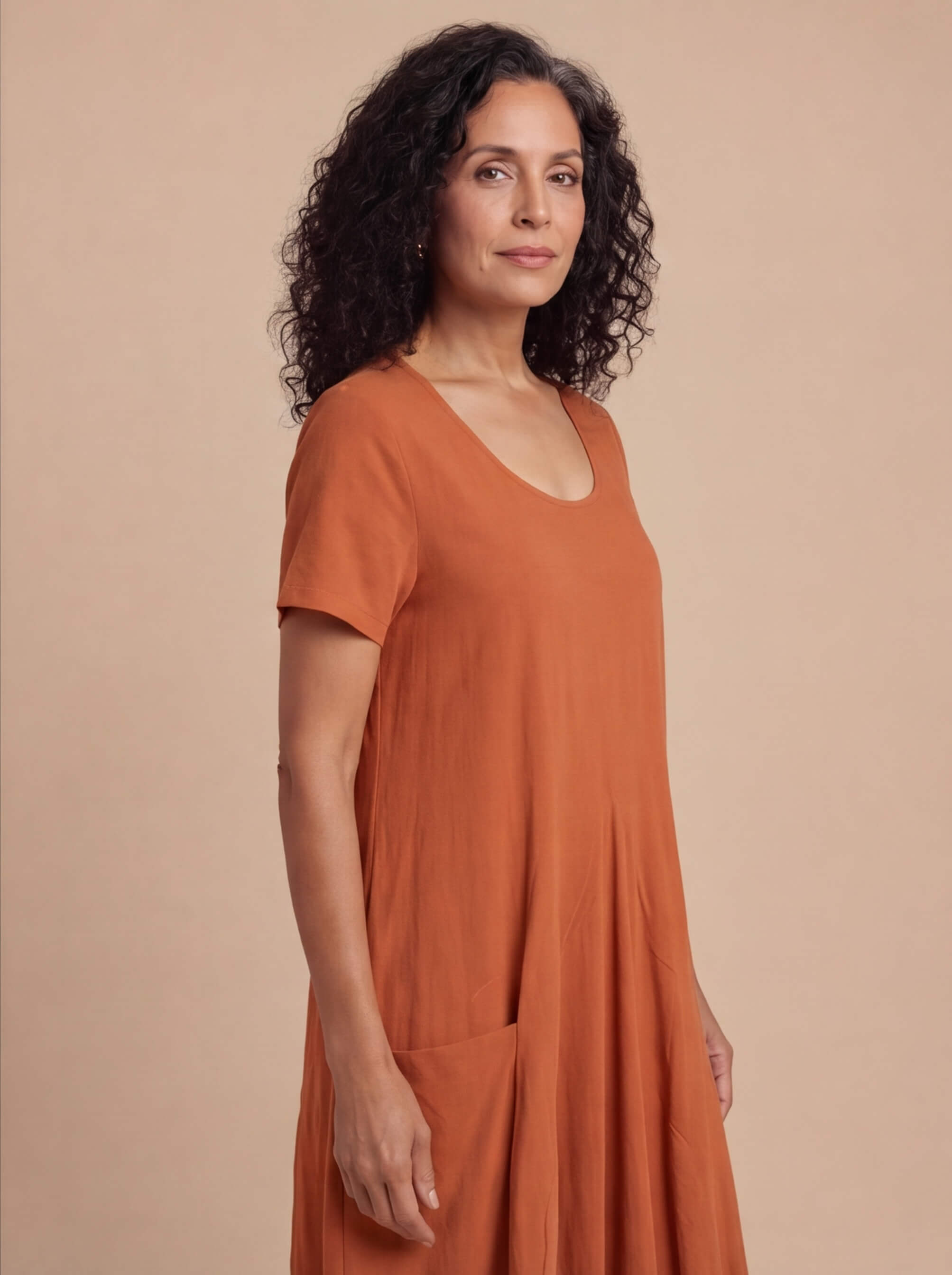Damen Freizeitkleid in A-Linie mit Taschen – Müheloser Komfort für den Alltag