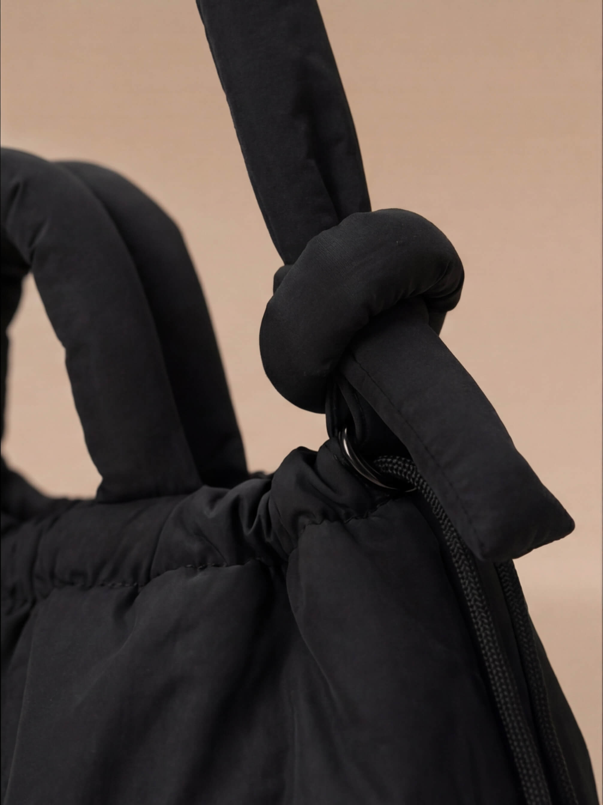 Damen Schultertasche – Gepolsterte Puffer Bag im Modernen Casual-Style