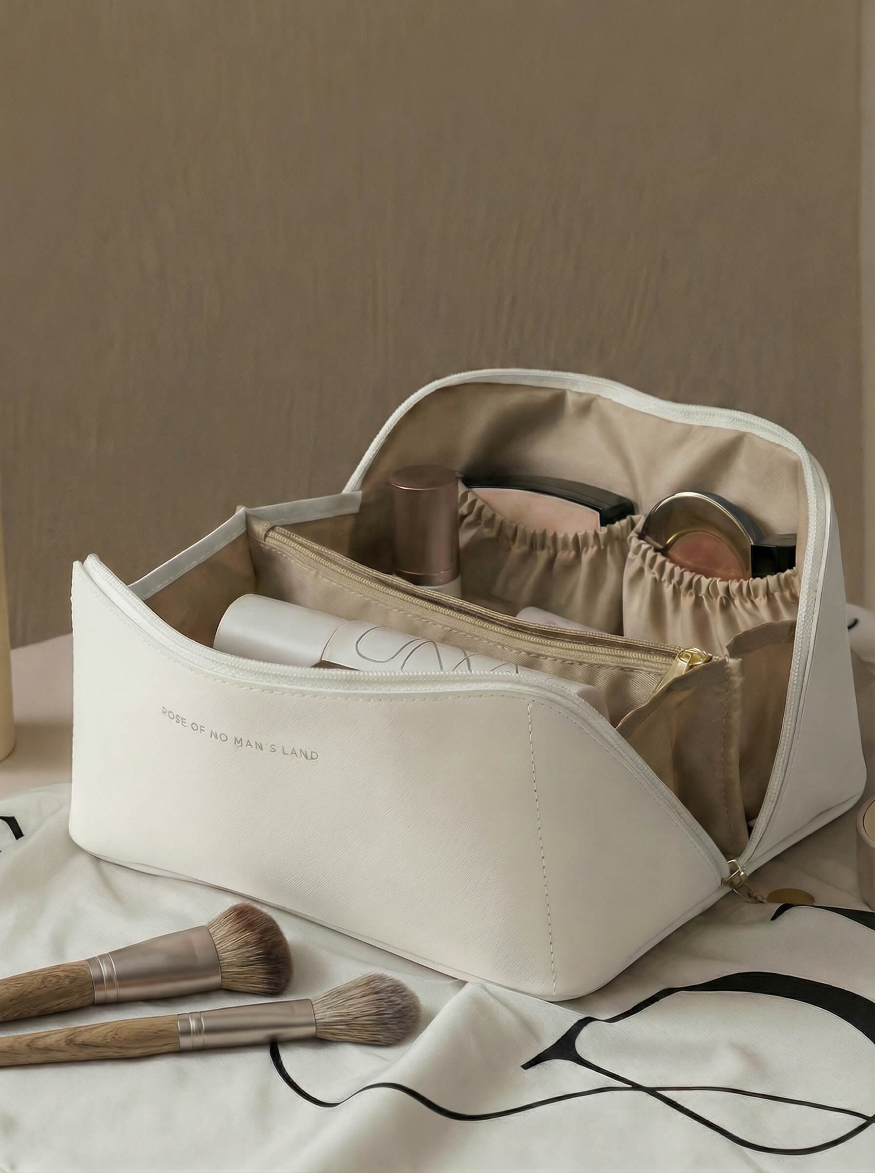 Kosmetiktasche Damen – Strukturierte Reise-Make-up-Bag aus Kunstleder