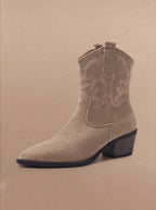 Sage Wildleder Western Boots