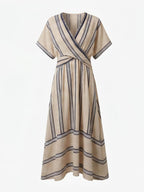 Gestreiftes Damen-Maxikleid in Wickeloptik