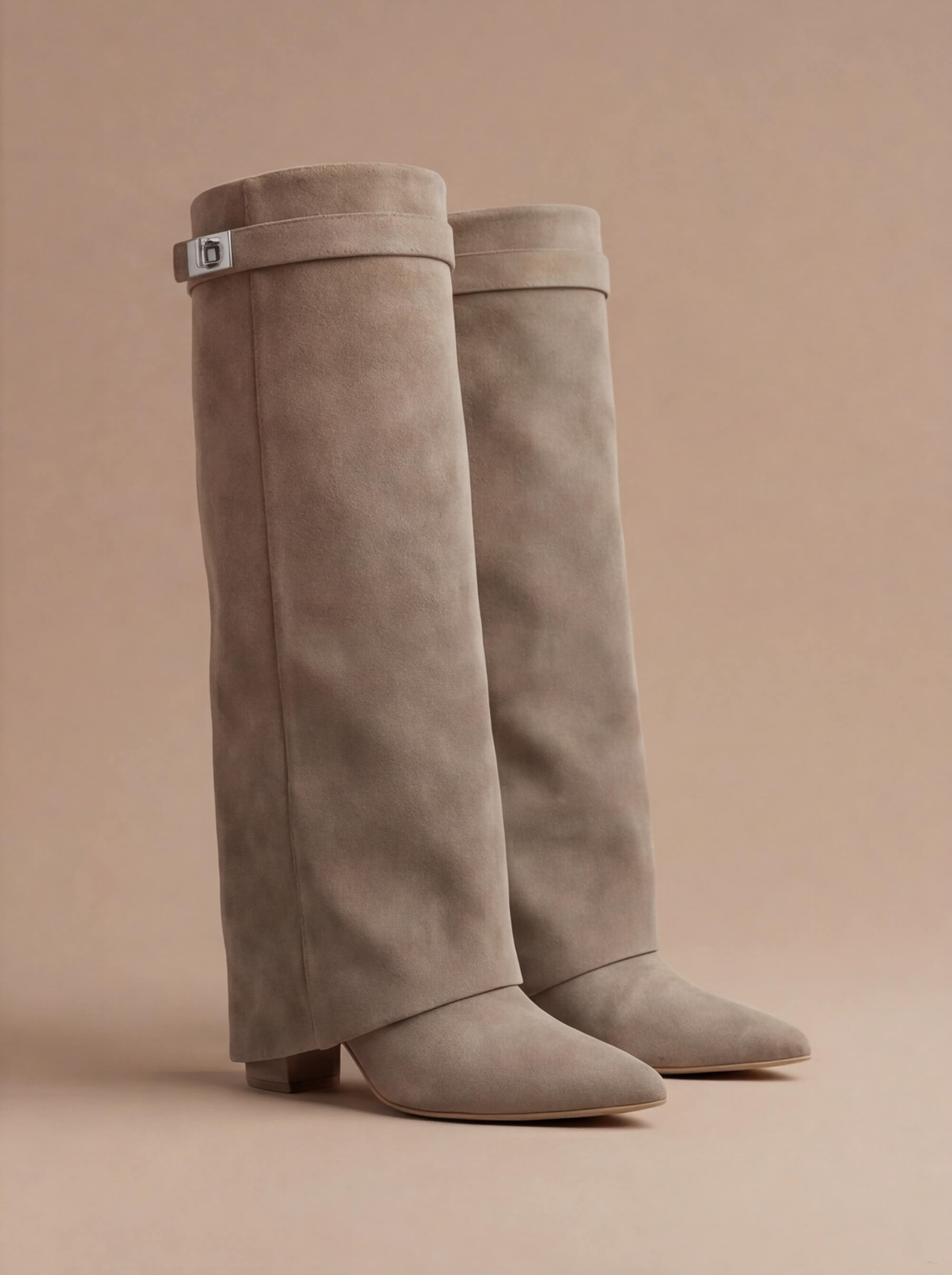 Damen Stiefel – Elegante Kniehohe Wildleder Boots mit Gold-Detail