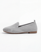 Dameslippers i striklook – slip-on design