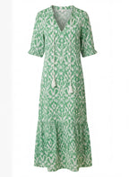 Damen Boho Maxikleid – Mit Quasten-Detail & Fließender Silhouette