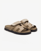 Damen Slide-Sandalen mit breitem Riemen und gepolstertem Fußbett