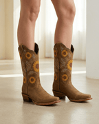 Botas camperas para mujer: con bordado de girasoles