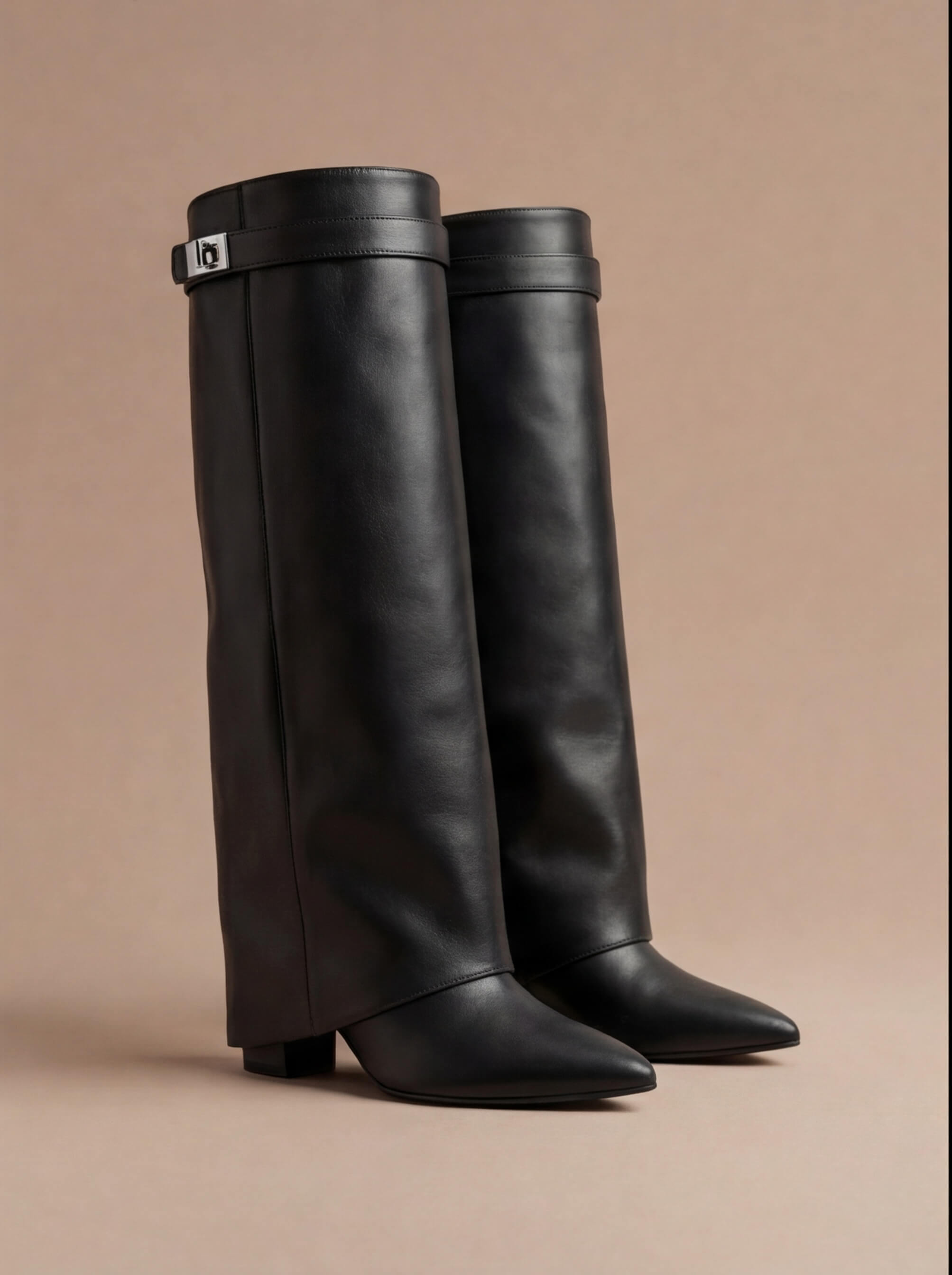 Damen Stiefel – Elegante Kniehohe Wildleder Boots mit Gold-Detail
