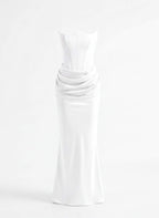 Damen Maxikleid aus Satin – Trägerloses Korsett Design & Glamouröse Silhouette