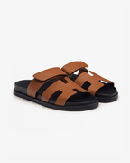 Damen Slide-Sandalen mit breitem Riemen und gepolstertem Fußbett