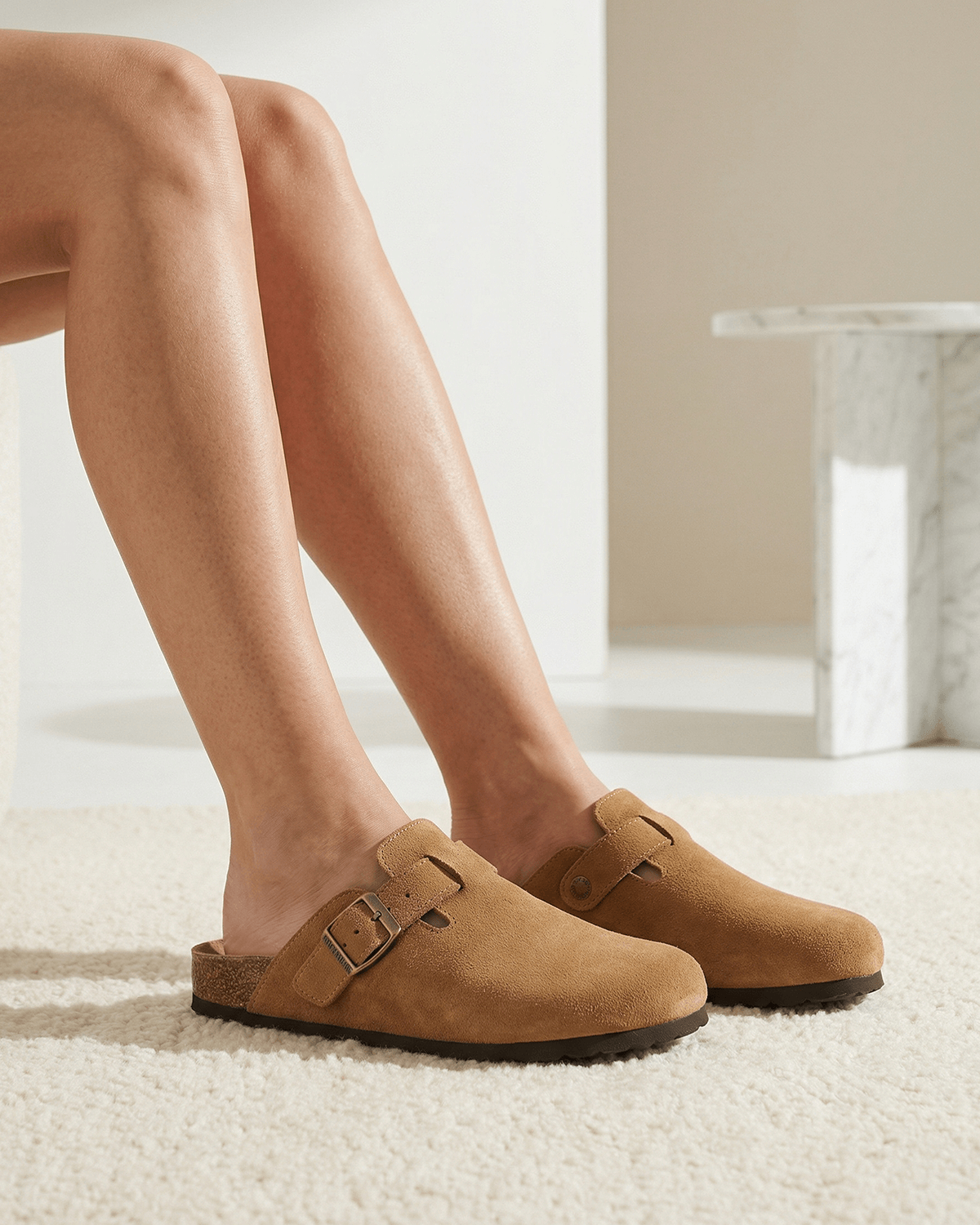 Damen Flache Clogs – mit Schnallenriemen