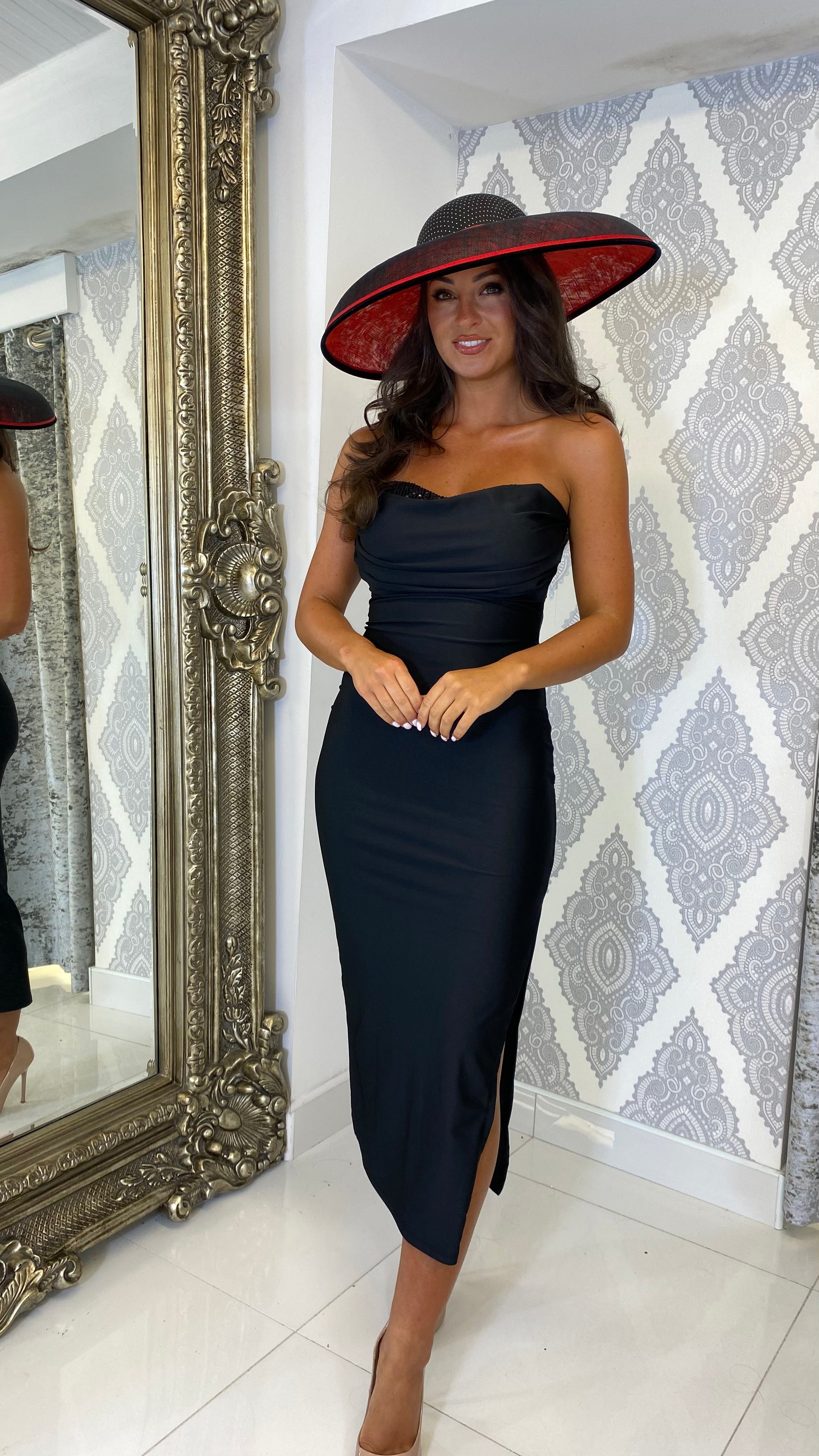 Camila Satin-Bandeaukleid – Schwarz