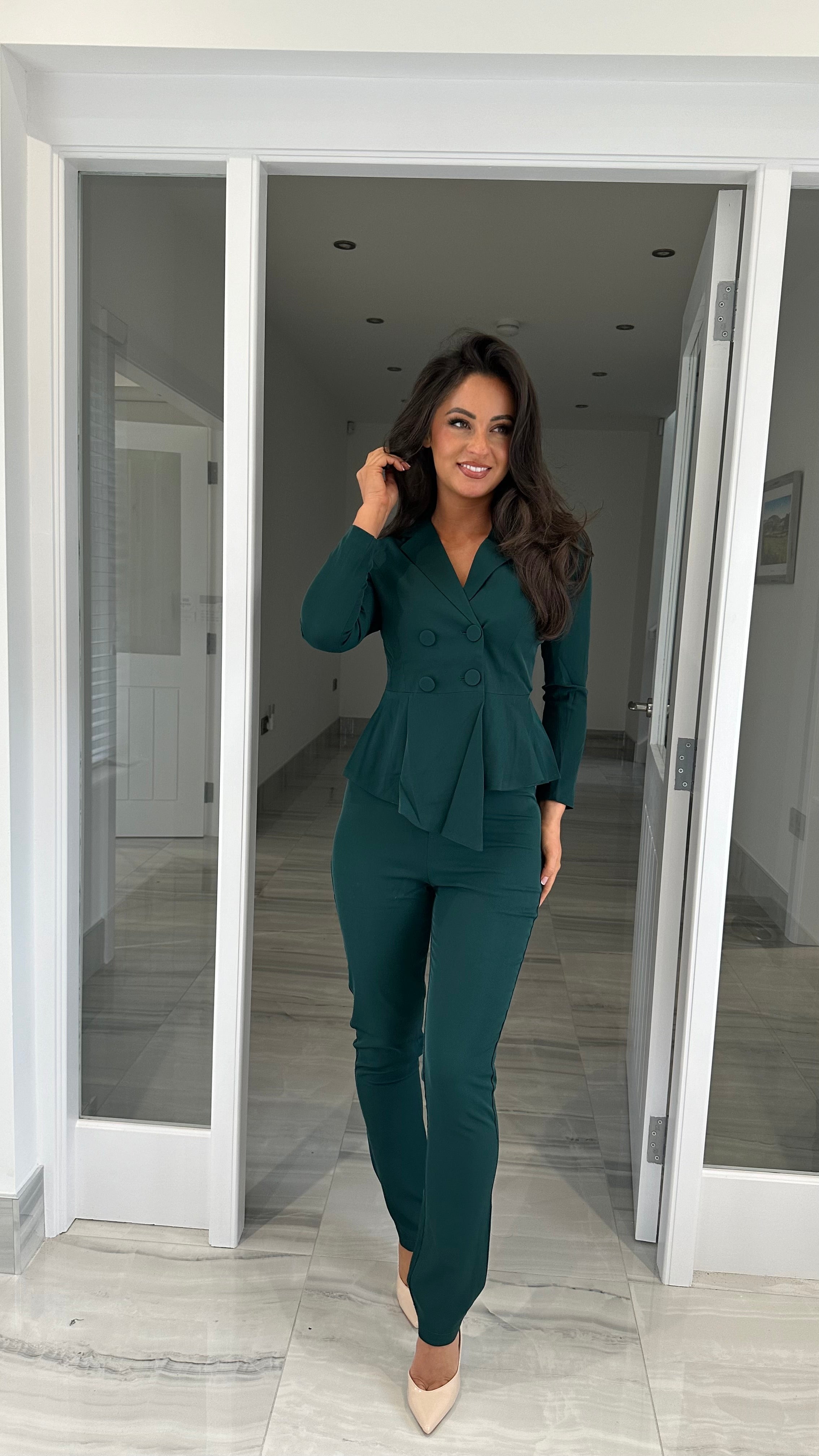 Claudia Peplum-Anzug – Grün