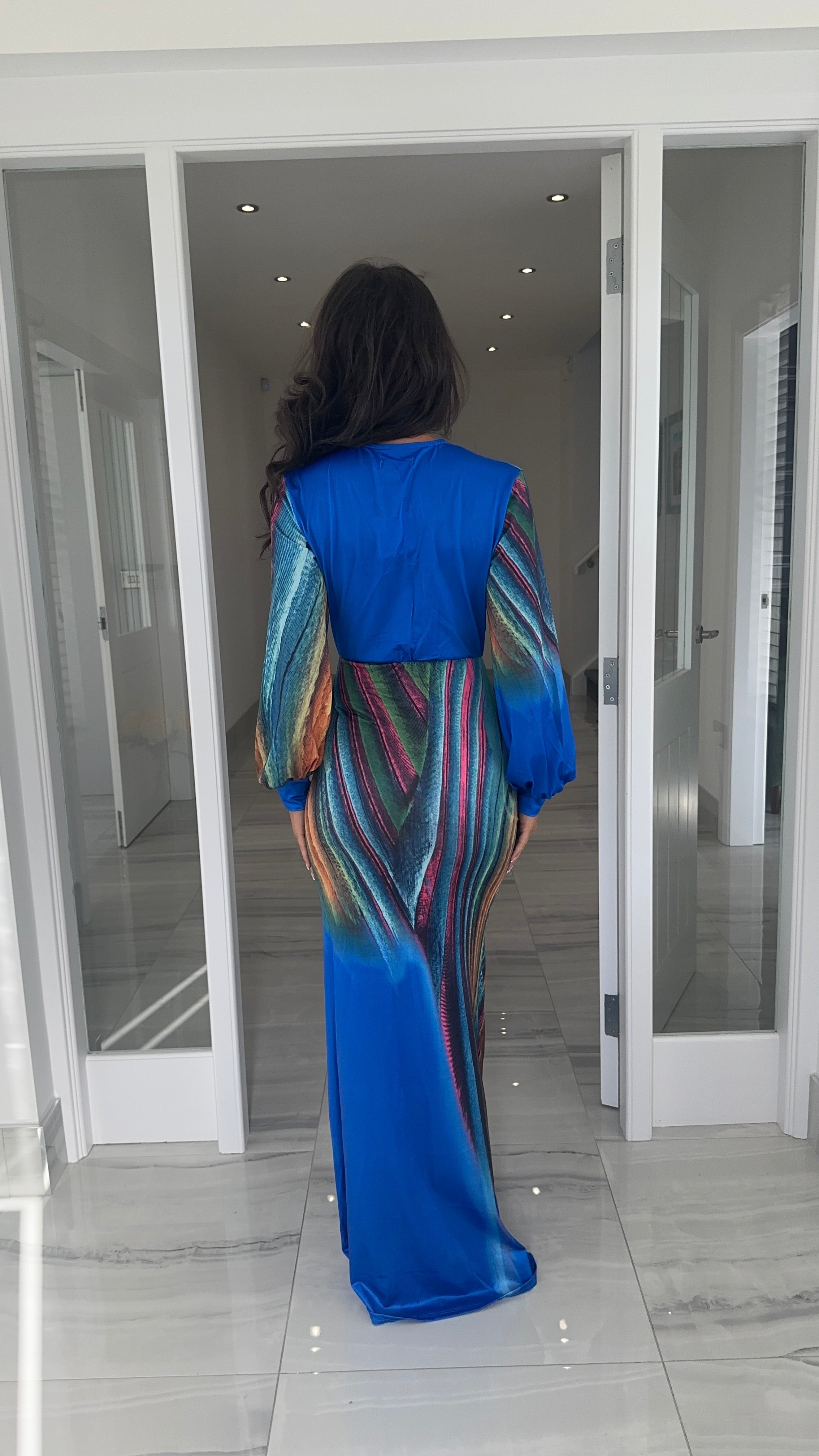 Elara Langarm Bedrucktes Maxi-Kleid – Blau