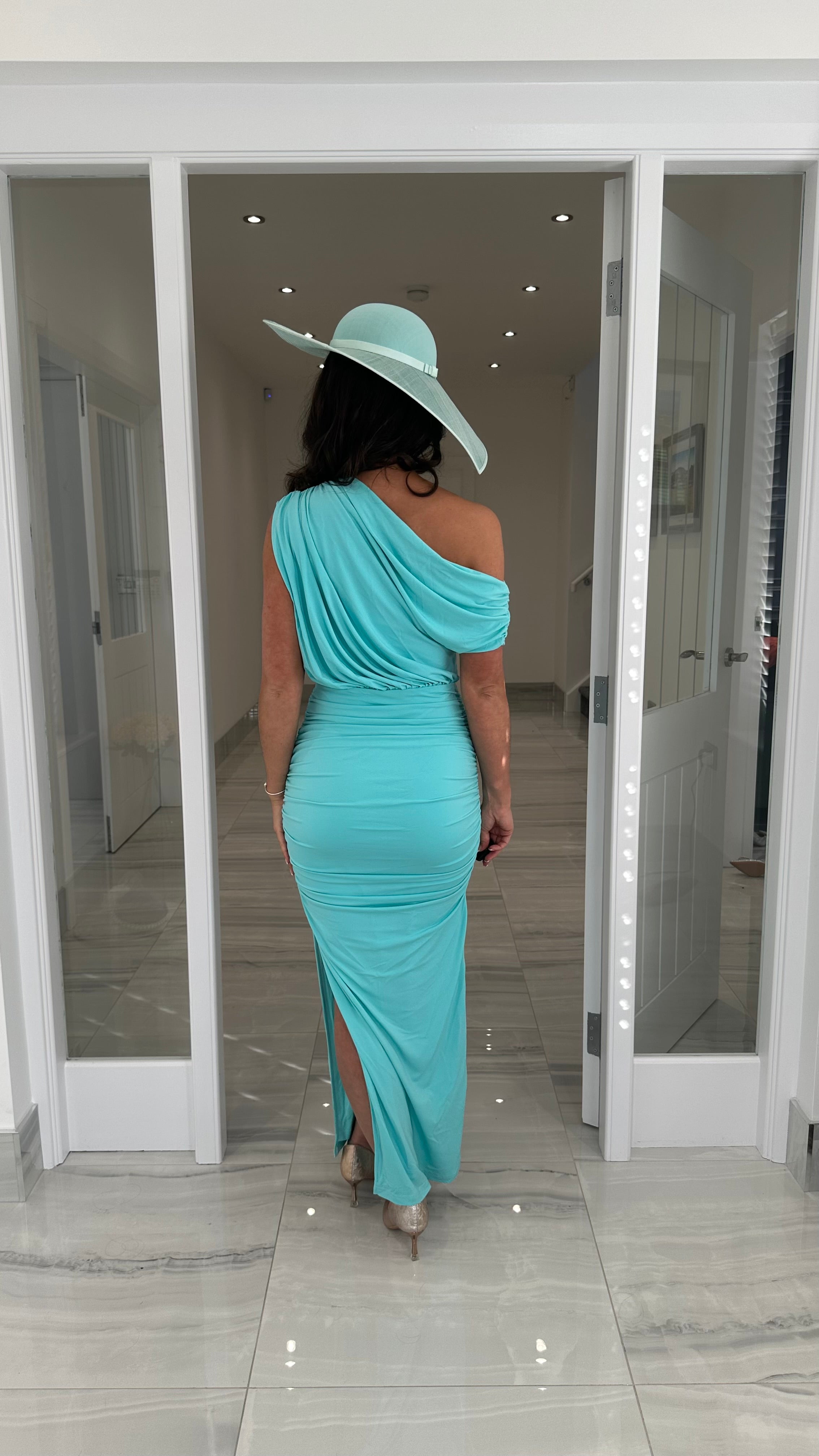 Elena Gerafftes Off-Shoulder-Kleid – Aqua