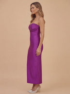 Camila Satin-Bandeaukleid – Magenta