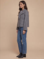 Damen Kurze Jacke – Elegant, Warm & Zeitlos