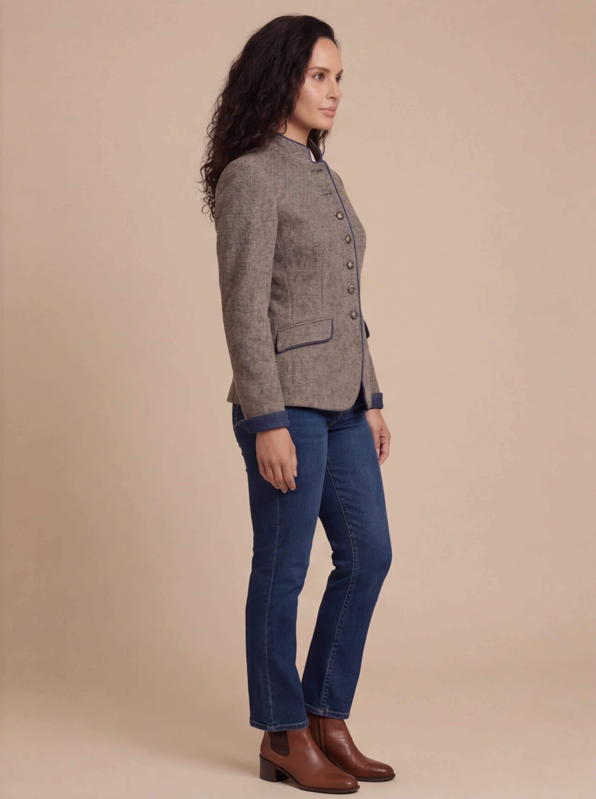Damen Blazer – Elegant, tailliert & vielseitig