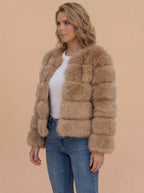 Damen Kunstfelljacke – Elegant, Warm & Stilvoll