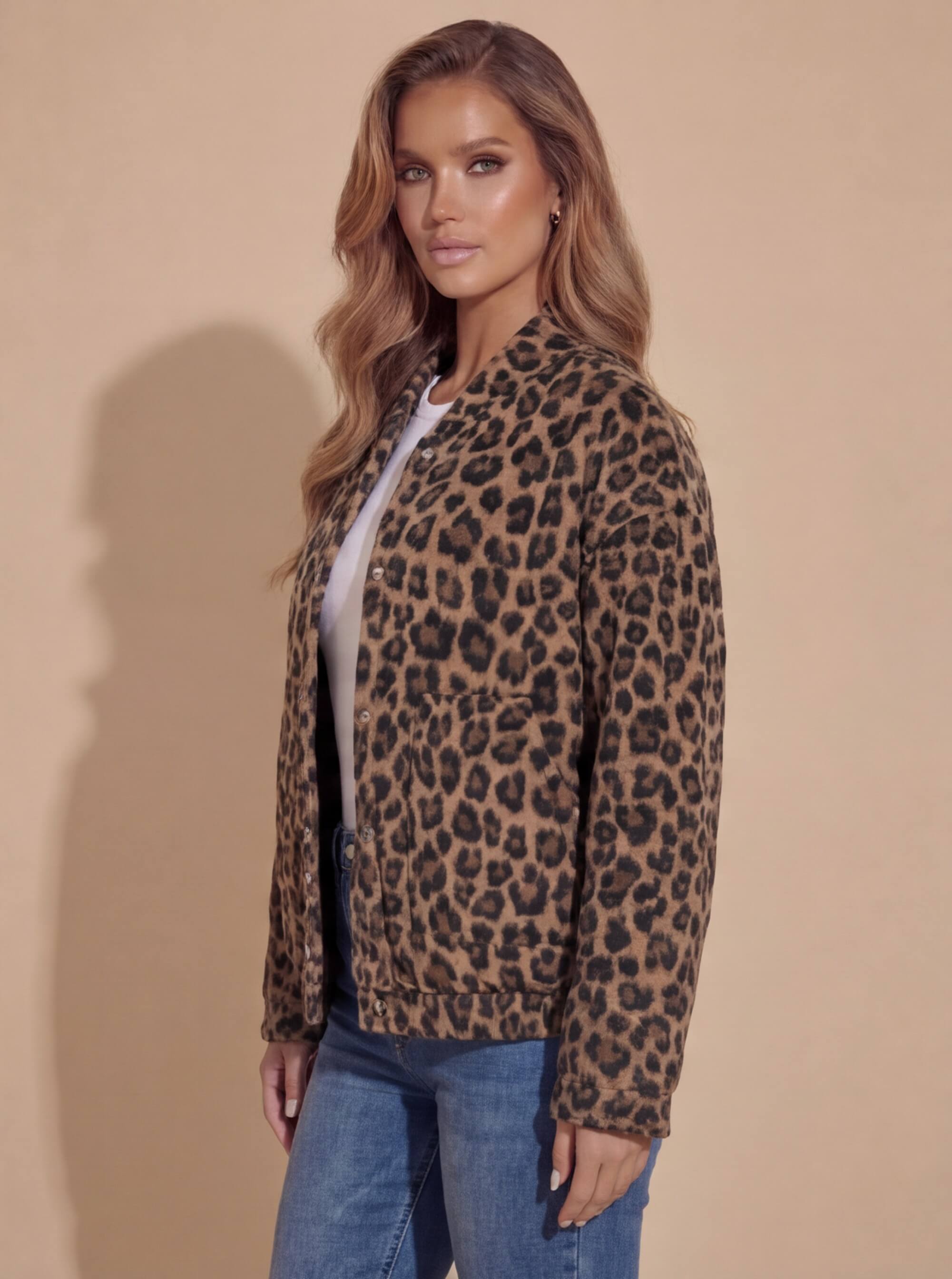Damen Jacke – Trendige Oversize Jacke mit Leopardenprint