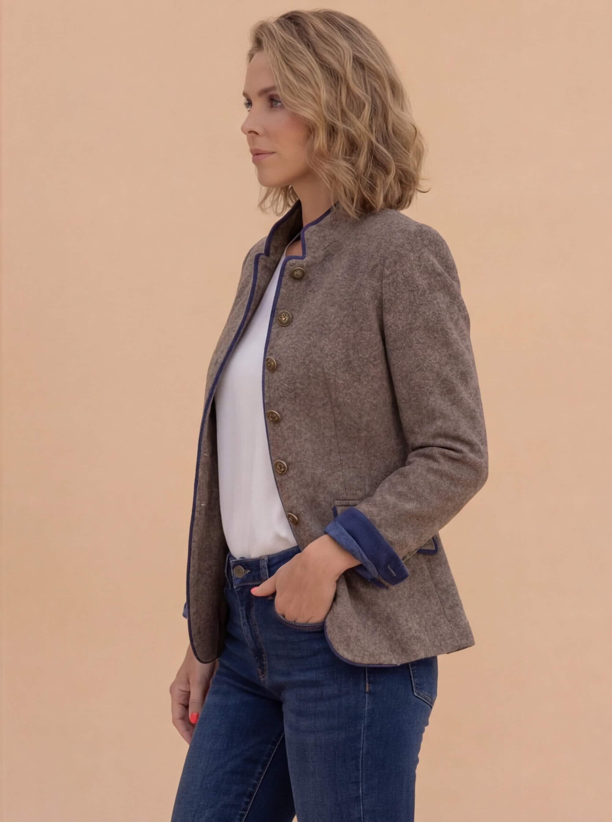 Damen Mehrknopf Jacke - Elegante Farbkombination