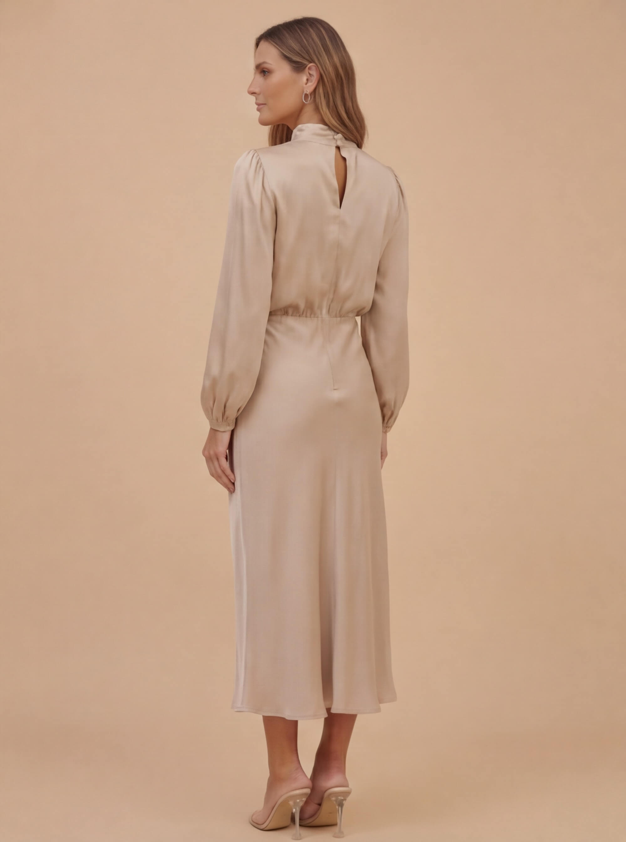 Damen Satin-Midikleid – Hoher Kragen & Elegante Silhouette
