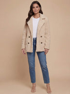 Damen Teddy Wintermantel – Kurz, Warm & Zeitlos