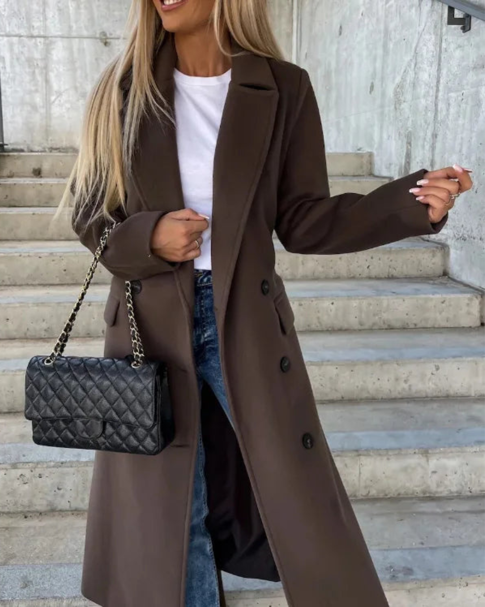 Damen Mantel – Lang, Elegant & Mit Reverskragen