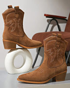 Savannah Wildleder Cowboy Ankle Boots